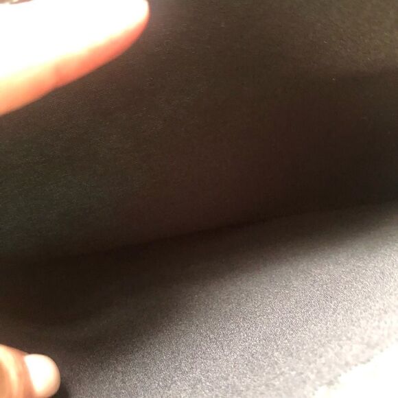 Set of two cosmetic bags NWOT - Picture 2 of 3